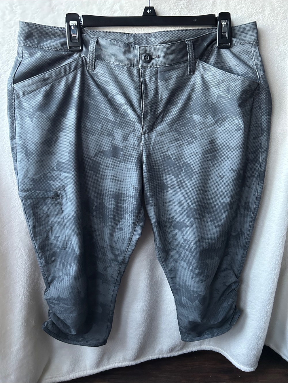 Eddie bower women ripstop Gray Camo capri Performance Pants size 12